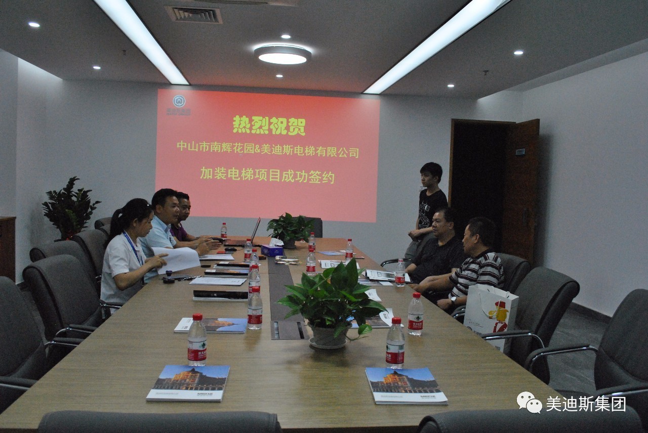 久久精品亚洲一级毛片