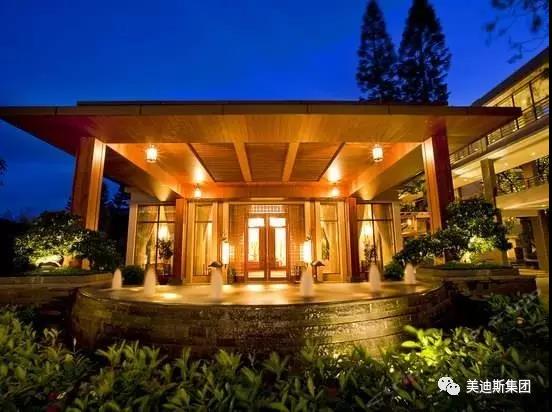 久久精品亚洲一级毛片