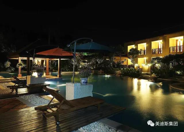 久久精品亚洲一级毛片