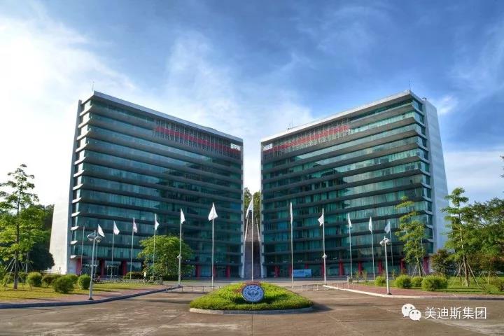 久久精品亚洲一级毛片