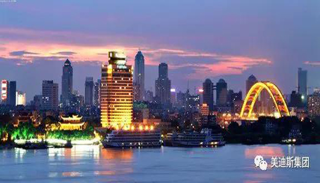 久久精品亚洲一级毛片