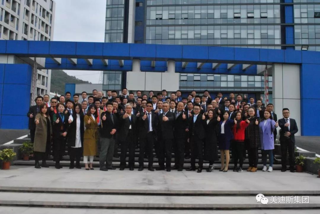 久久精品亚洲一级毛片