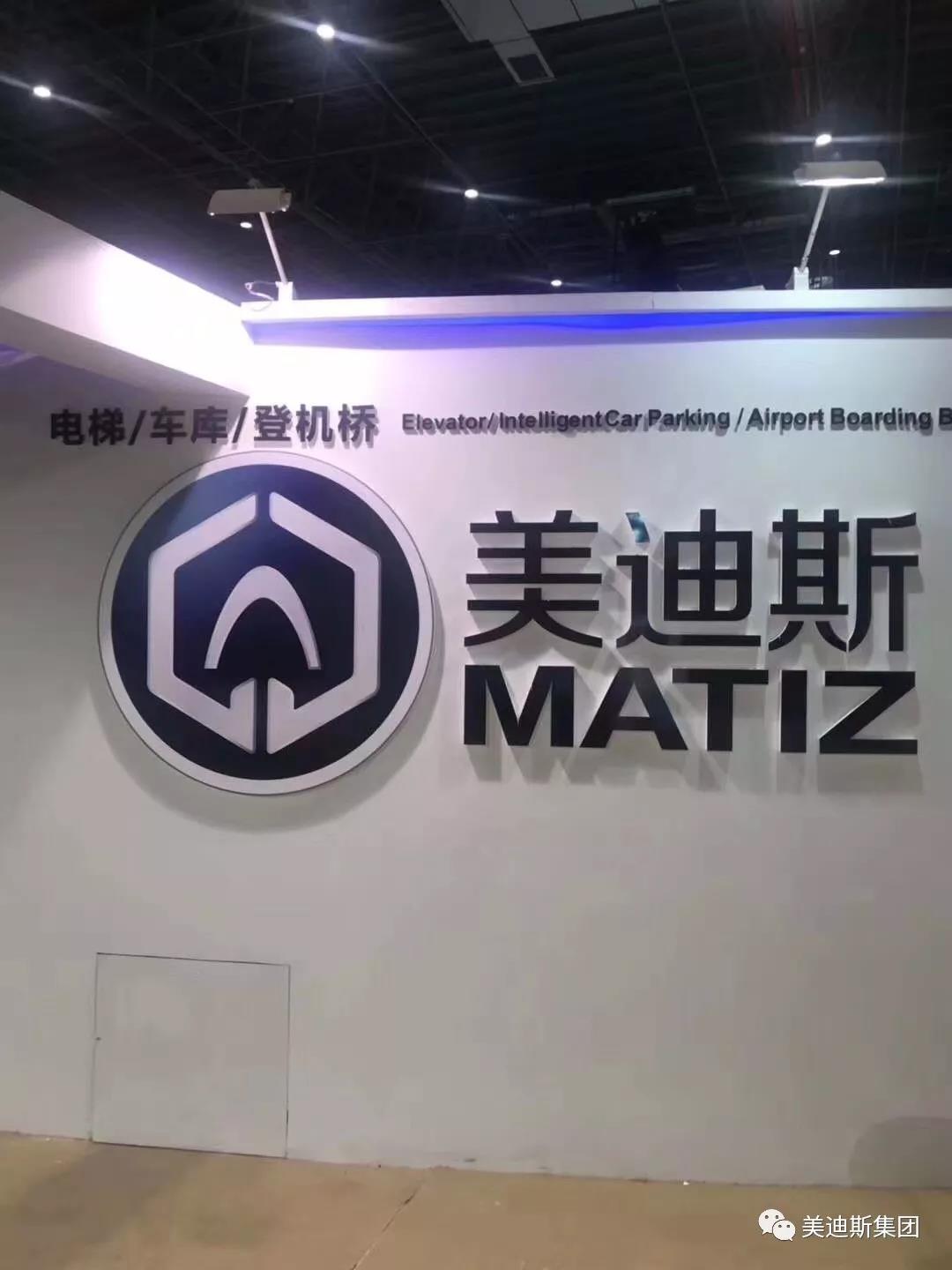 久久精品亚洲一级毛片