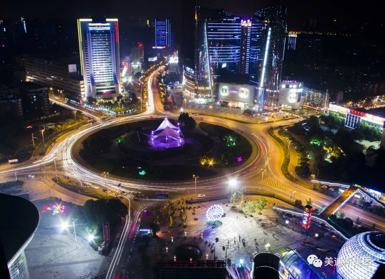 久久精品亚洲一级毛片