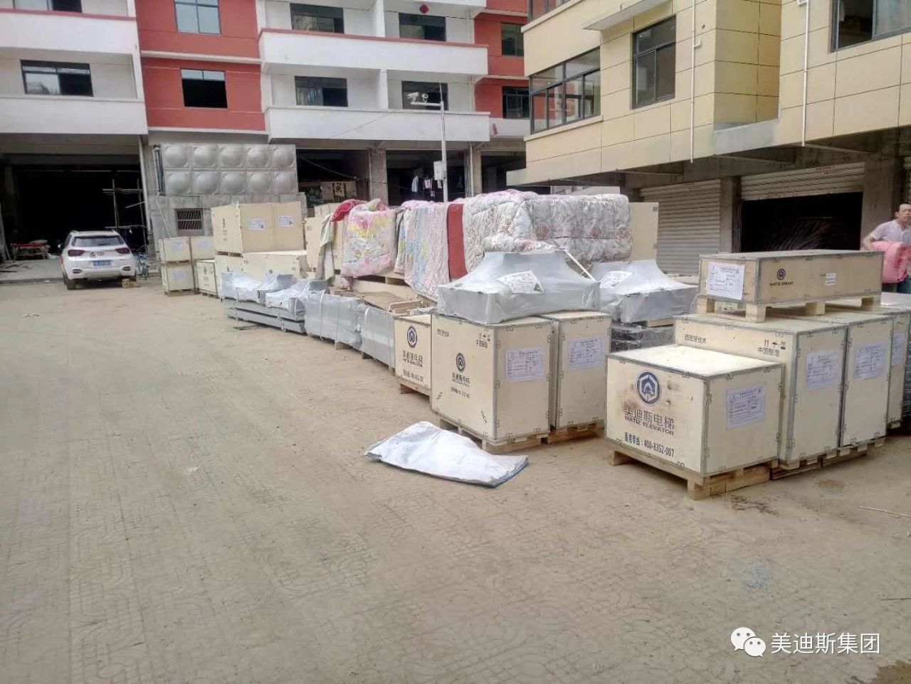 久久精品亚洲一级毛片