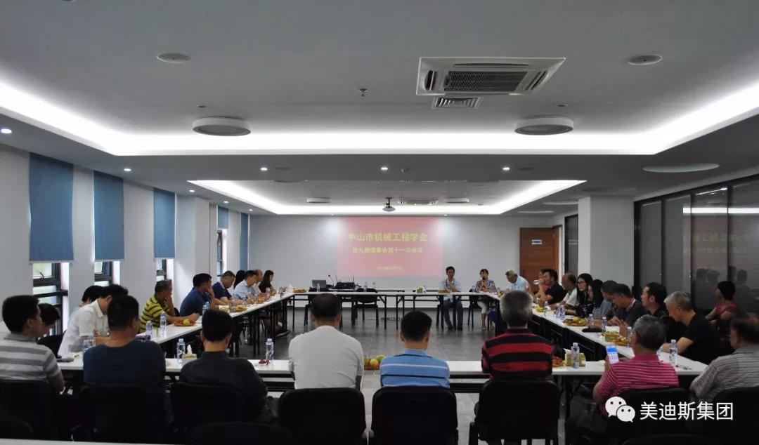 久久精品亚洲一级毛片