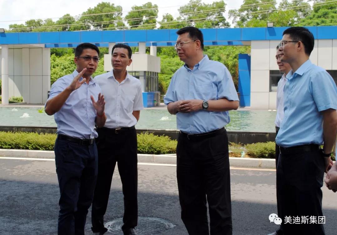 久久精品亚洲一级毛片