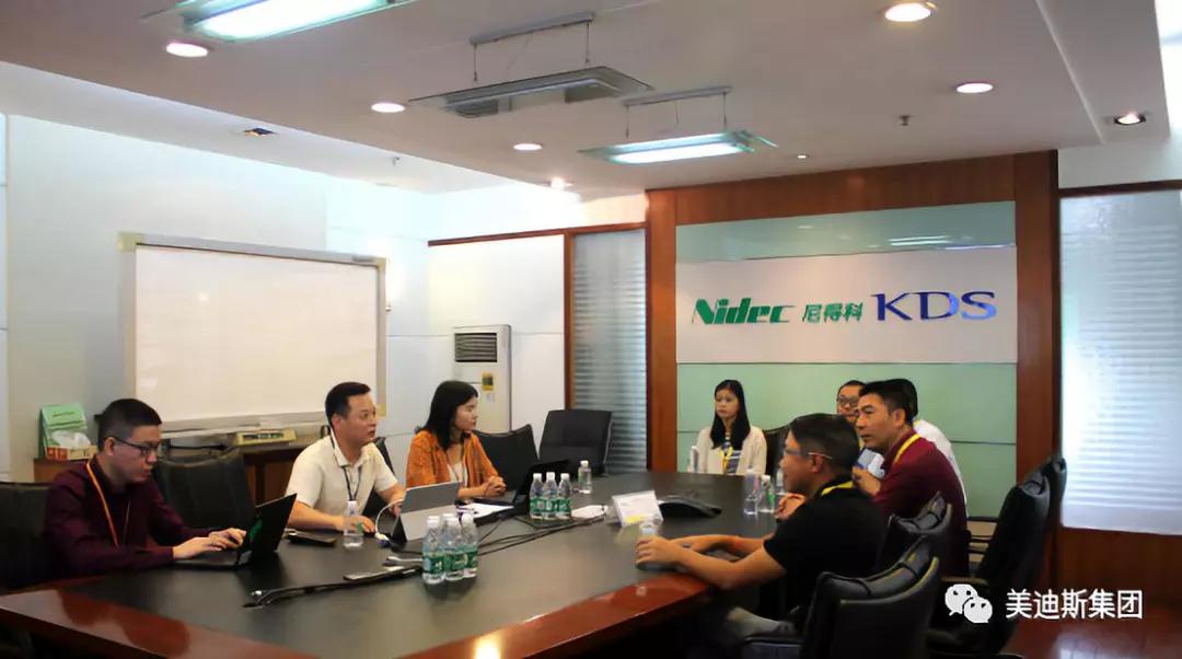 久久精品亚洲一级毛片