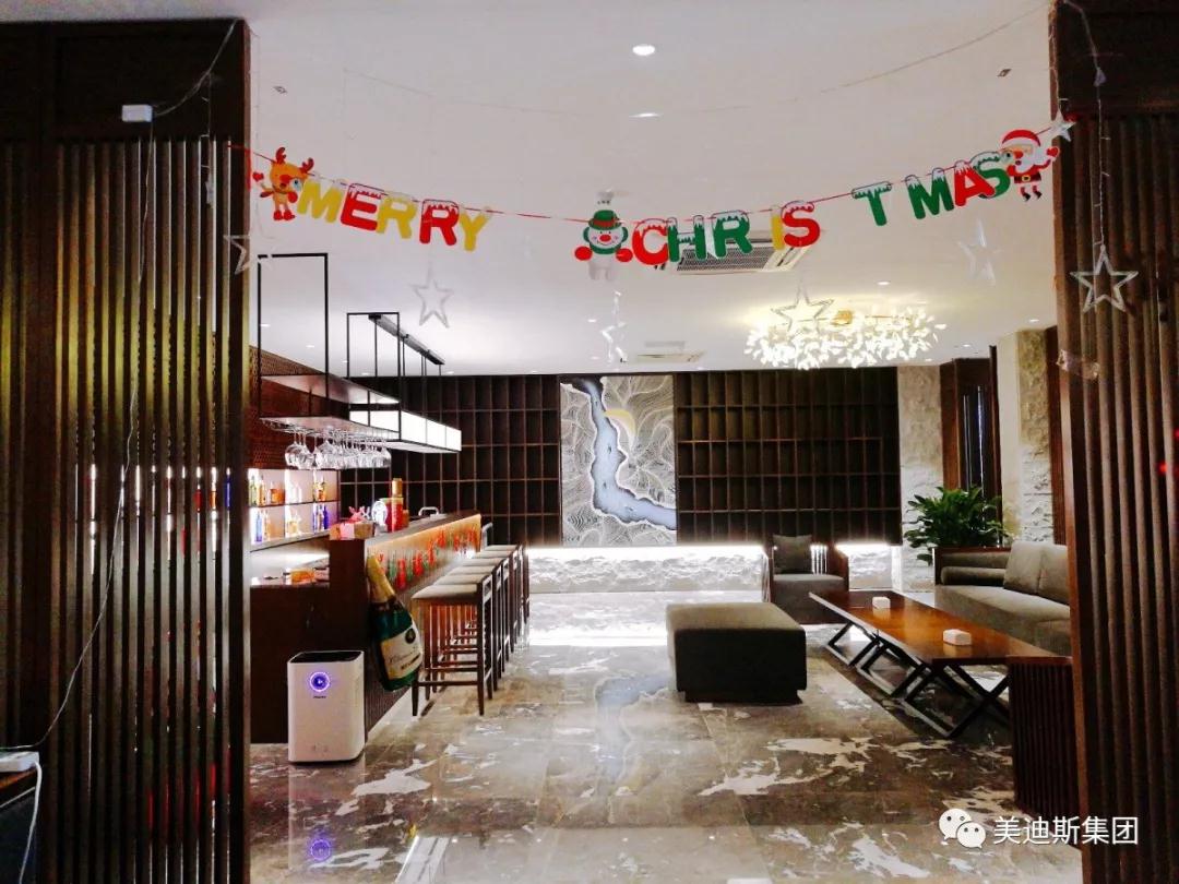 久久精品亚洲一级毛片