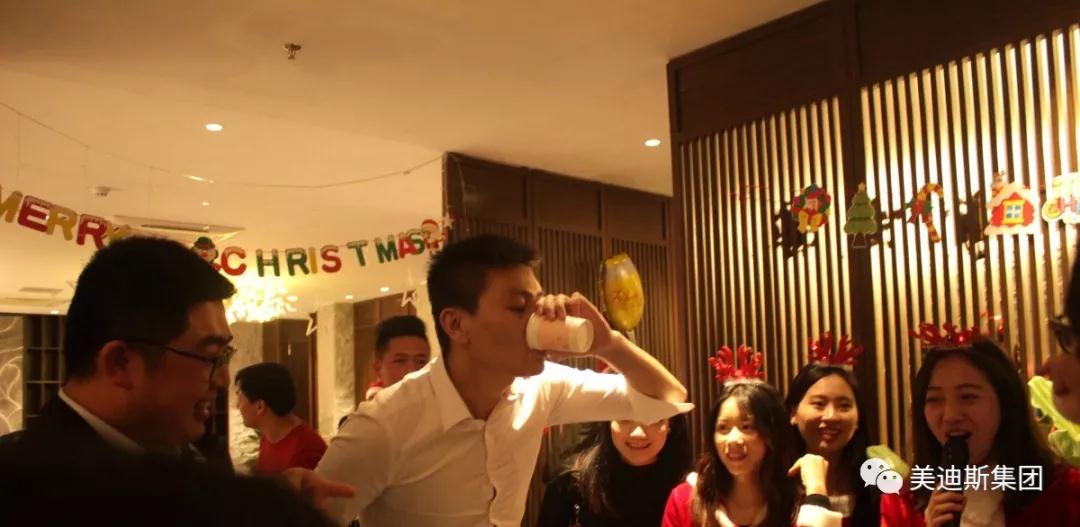 久久精品亚洲一级毛片