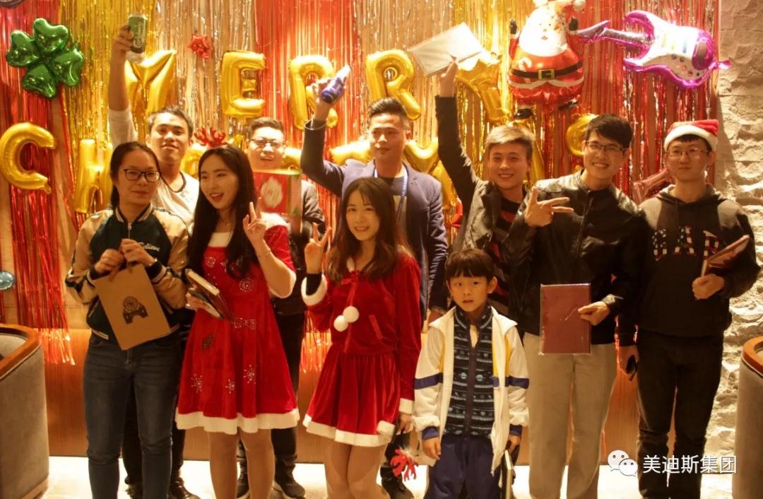 久久精品亚洲一级毛片