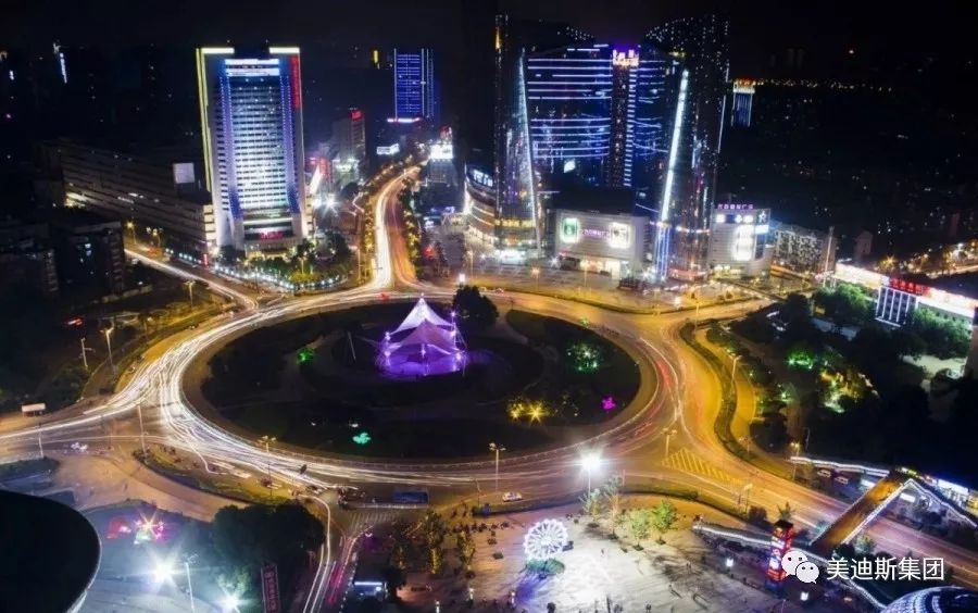 久久精品亚洲一级毛片