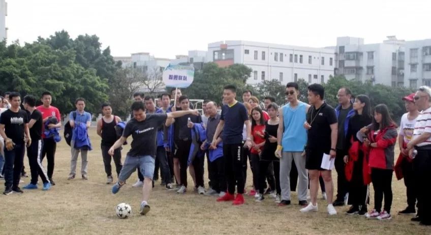 久久精品亚洲一级毛片