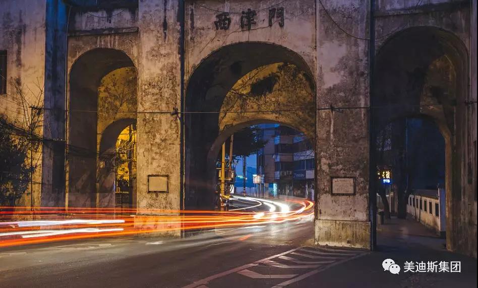 久久精品亚洲一级毛片