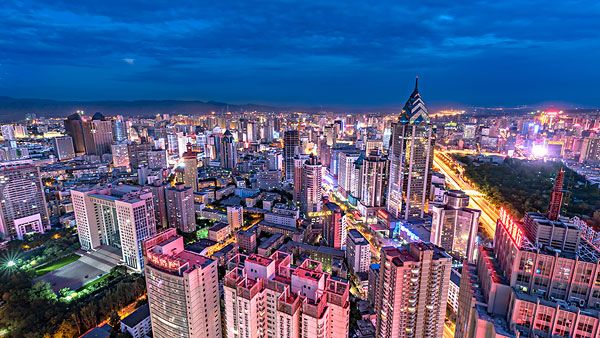 久久精品亚洲一级毛片