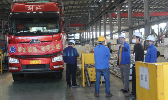 久久精品亚洲一级毛片