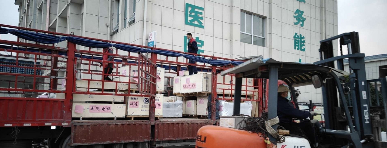 久久精品亚洲一级毛片