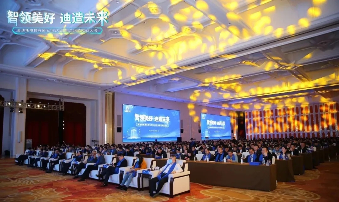 久久精品亚洲一级毛片