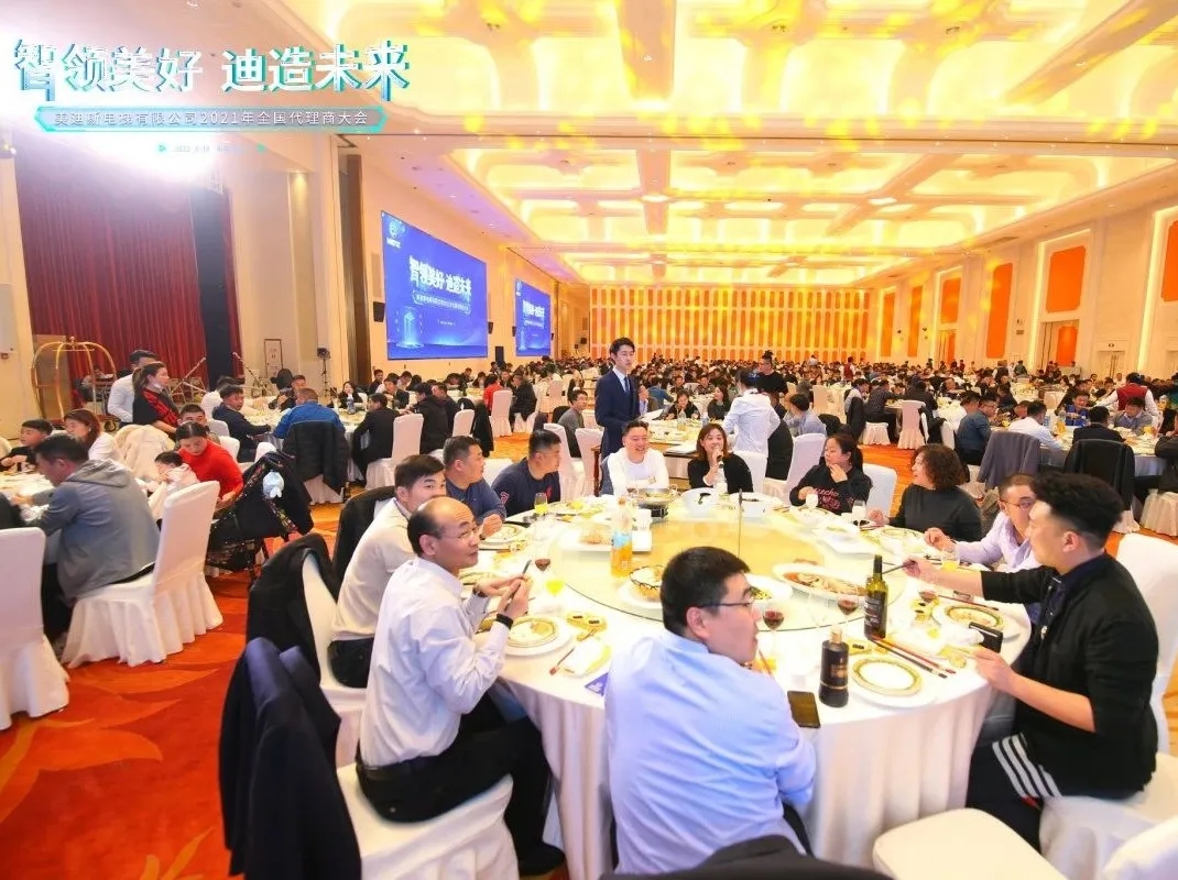 久久精品亚洲一级毛片