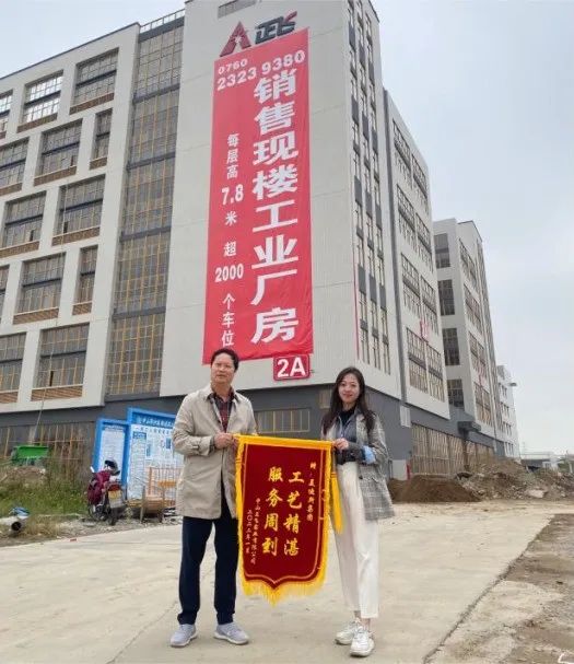 久久精品亚洲一级毛片