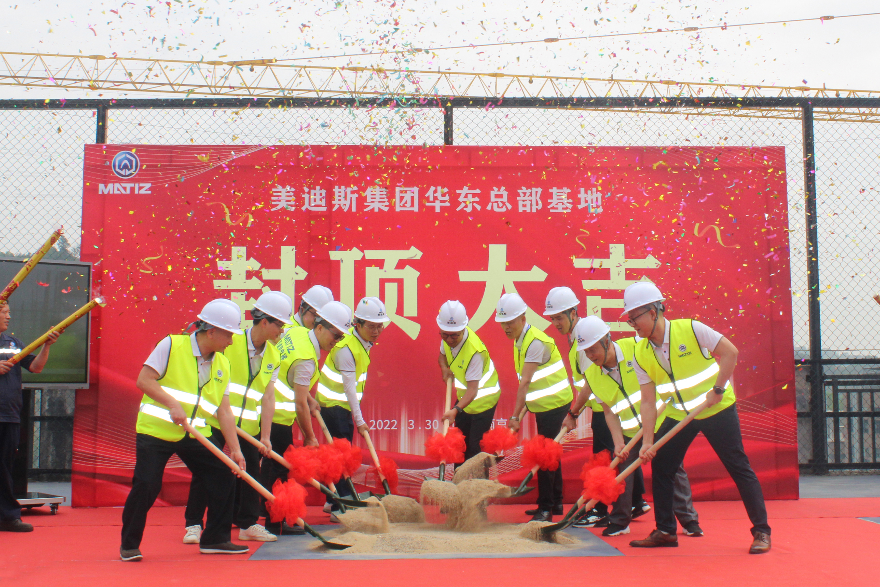 久久精品亚洲一级毛片