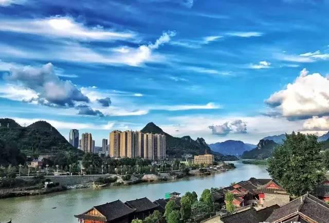 久久精品亚洲一级毛片