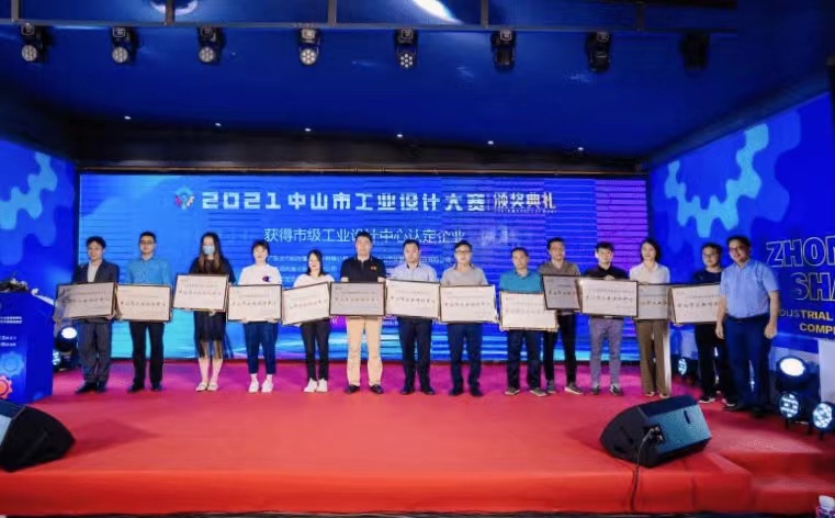 久久精品亚洲一级毛片