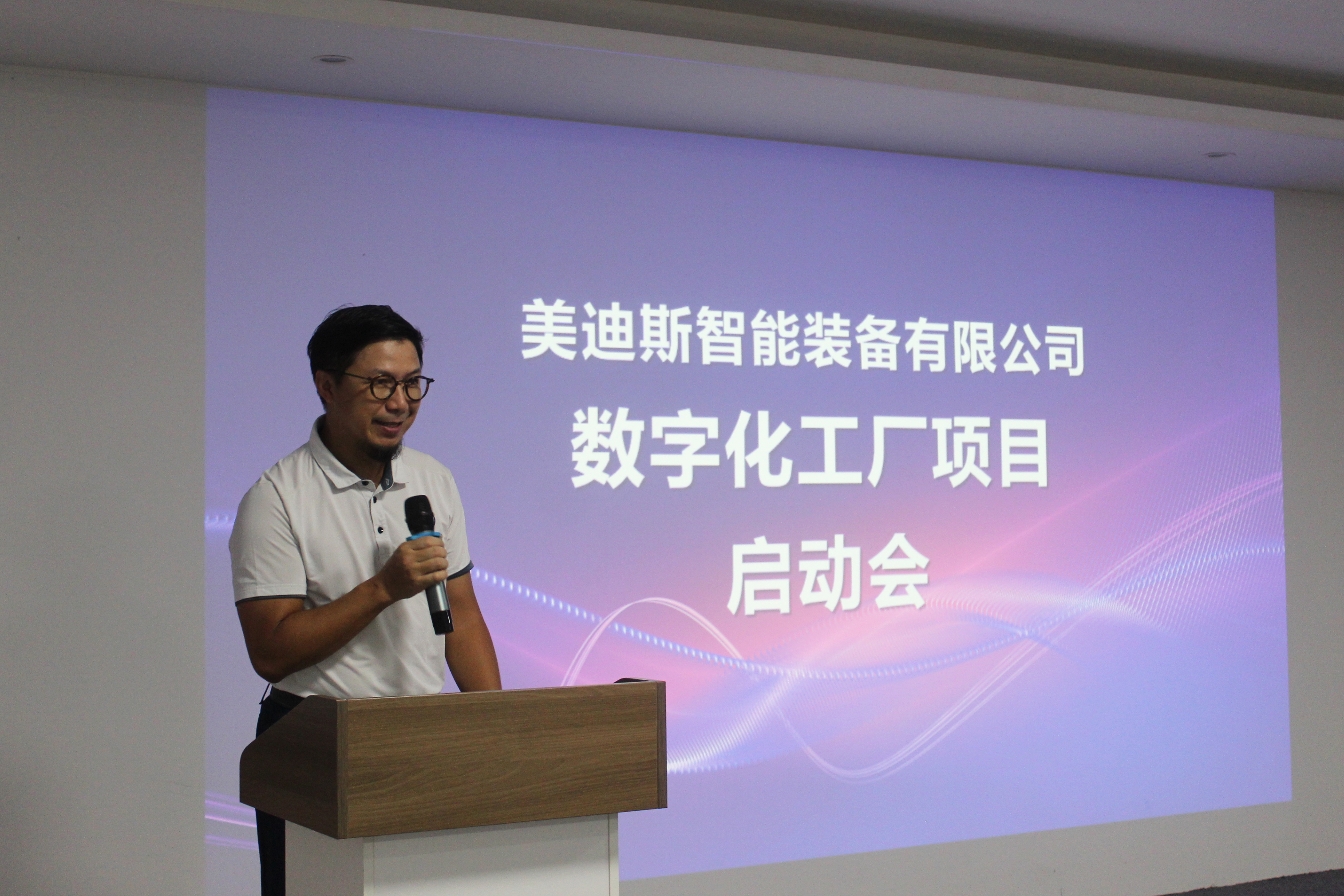 久久精品亚洲一级毛片