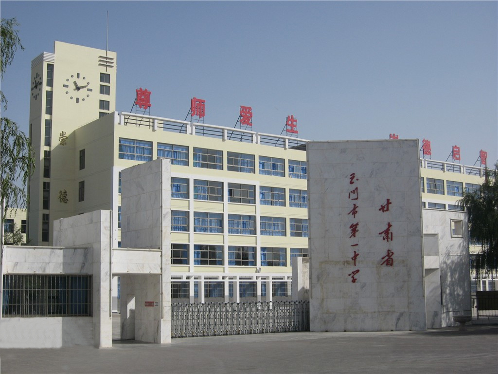 久久精品亚洲一级毛片