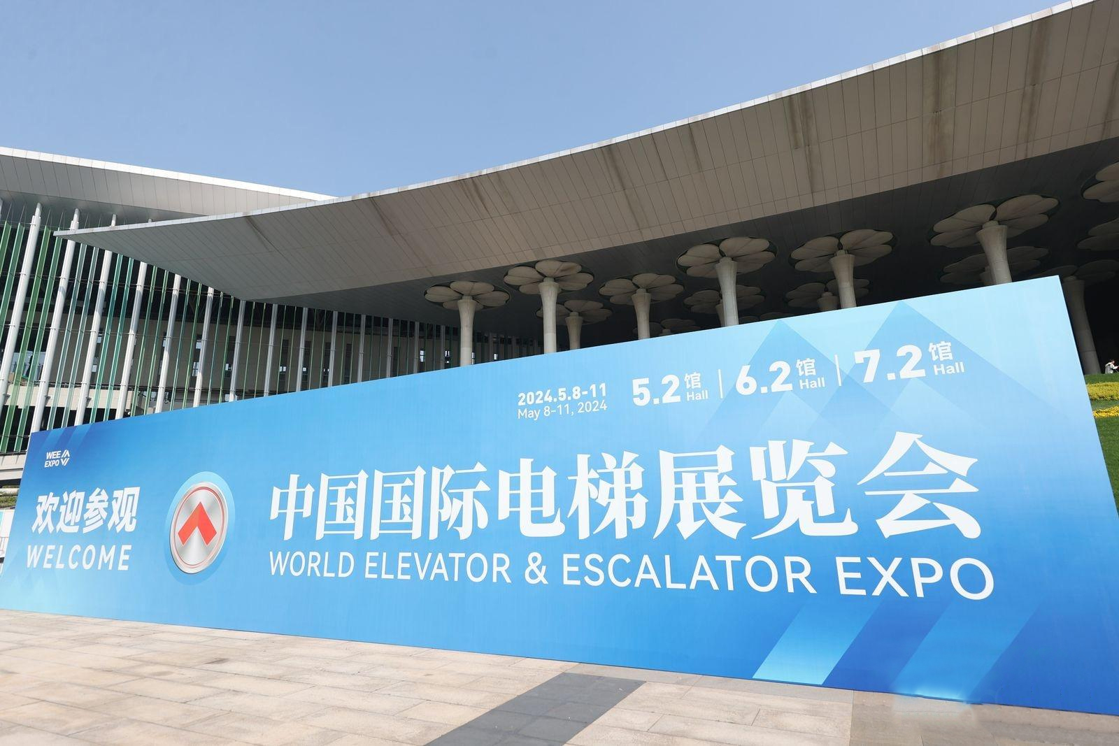 久久精品亚洲一级毛片